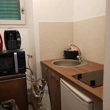 Cathedrale Au Coeur De La Citee Imperiale Pour 3 A 4 Pers Proche Des Belles Plages Et De Toutes Commodites Port A 2mn Lägenhet