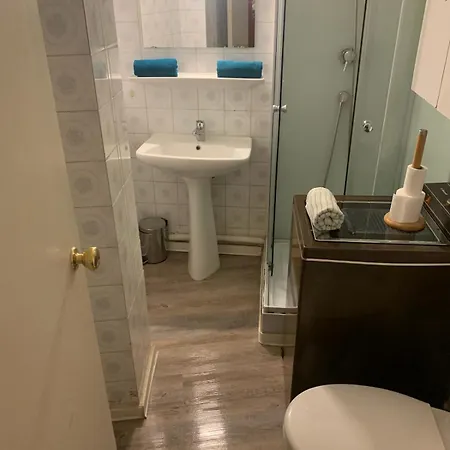 Lägenhet Cathedrale Au Coeur De La Citee Imperiale Pour 3 A 4 Pers Proche Des Belles Plages Et De Toutes Commodites Port A 2mn